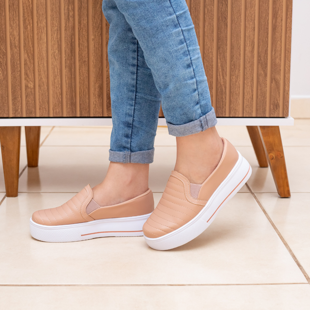 Tênis Slip On Bordado Bellinda Confort Fit